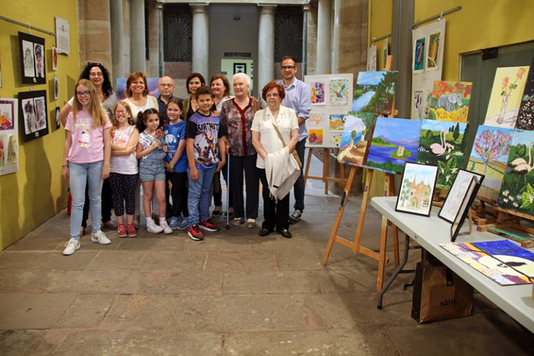 Dues exposicions tanquen el curs per a l’Aula d’Art i l’Escola de Patronatge i Costura