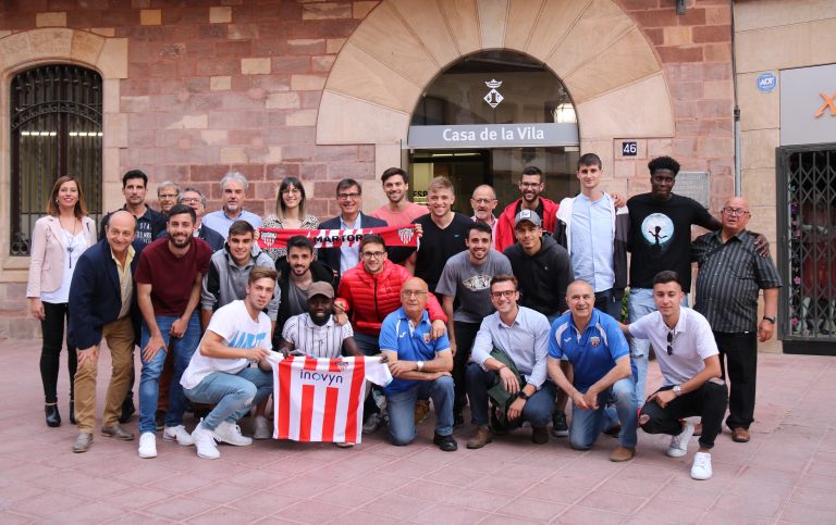 Recepció al primer equip del CF Martorell per reconèixer l’ascens a Primera Catalana