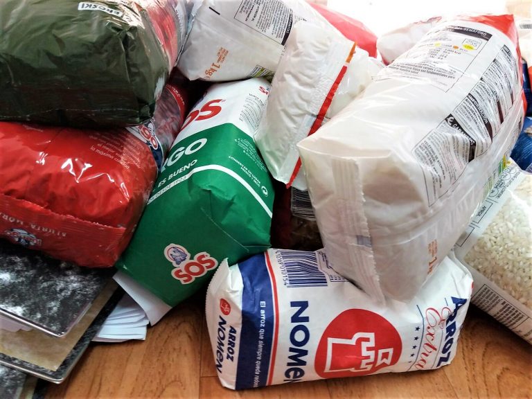 El Cau munta dissabte una recollida d’aliments de llarga durada per augmentar les reserves de Càritas