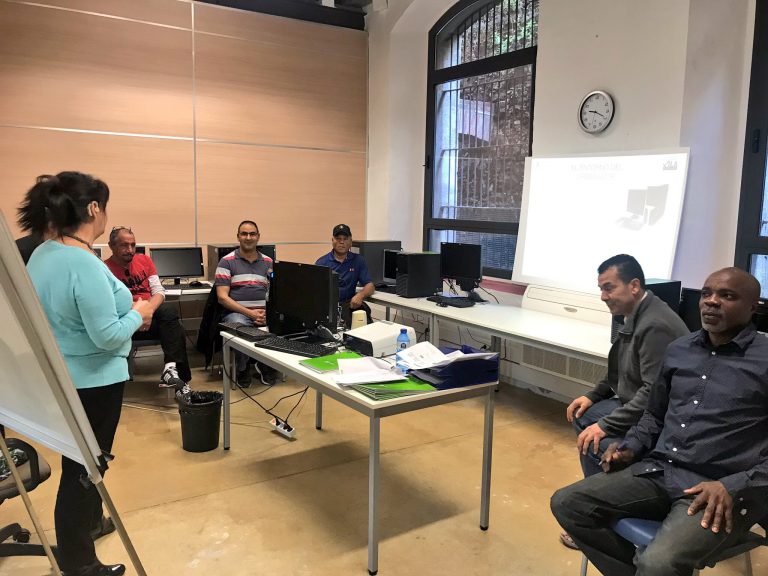 ‘Recicla’t +45’ continua les seves sessions d’orientació i inserció laboral per a majors de 45 anys