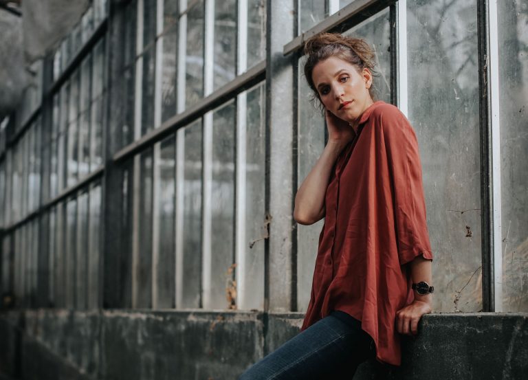 Luísa Sobral: “M’encanten els escenaris petits com el PAS, on veus les cares del públic del darrere”