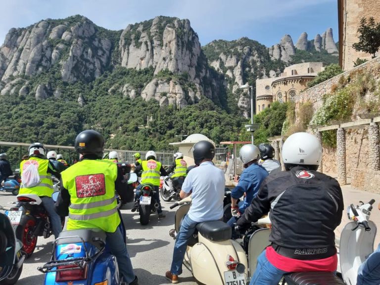 L’AMCAM beneeix les motos per Sant Cristòfol i ja prepara una nova ruta pel Montseny