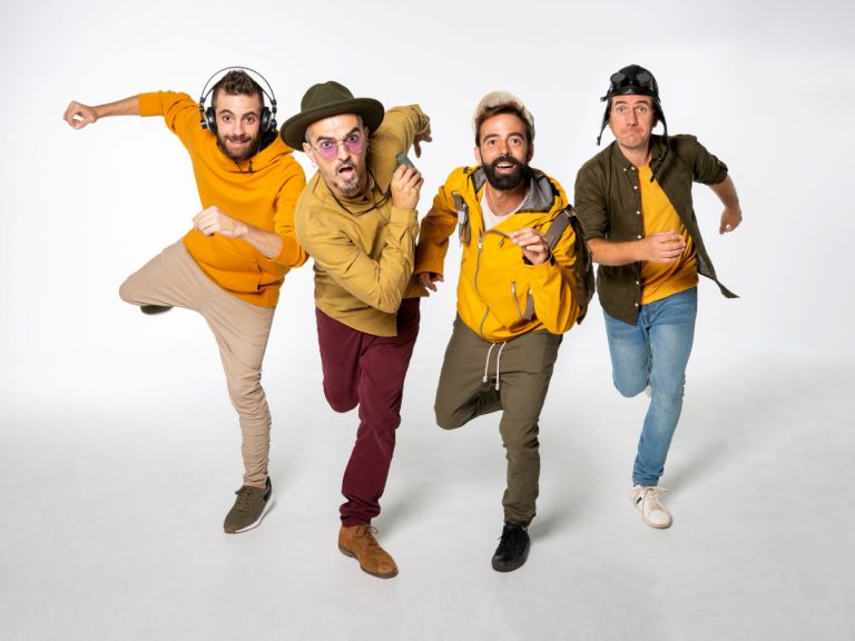 El grup Xiula dona el tret de sortida al Petit PAS amb una combinació de música, humor i valors