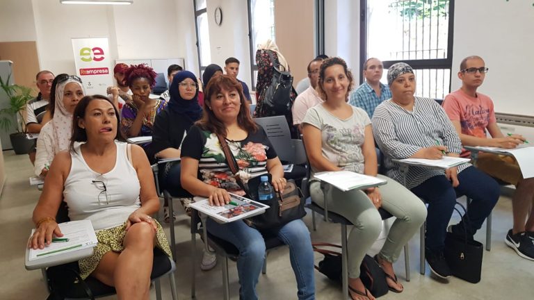 Una vintena de persones en situació d’atur obté el carnet de manipulador d’aliments al Molí Empresa
