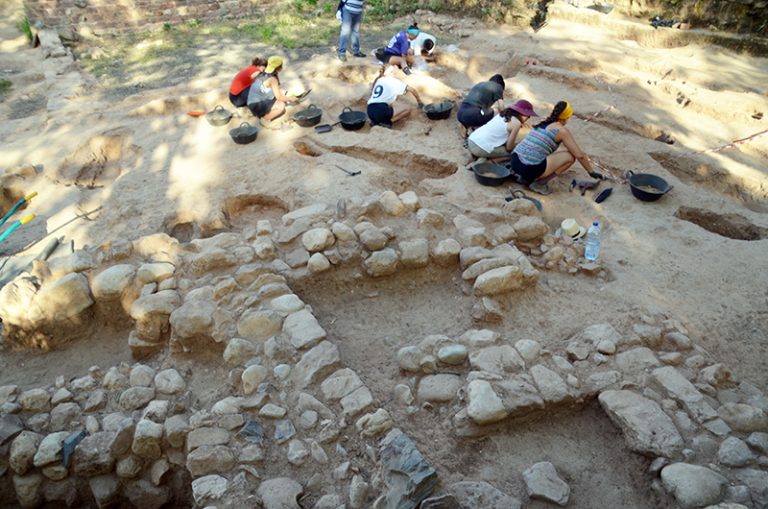 El CEM clou una nova campanya d’excavacions relacionant arqueologia amb tecnologia