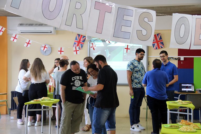 Portes obertes a l’Escola Oficial d’Idiomes, que preveu superar de nou el mig miler d’alumnes