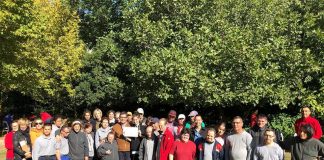 Xavier Fonollosa agraeix als treballadors de Can Serra la revàlida de les tres Flors d’Honor Xavier Fonollosa visita Can Serra