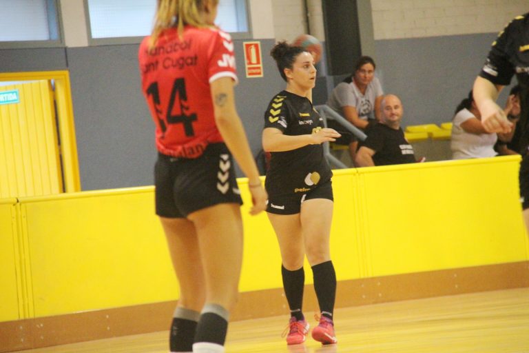 L’handbol martorellenc s’imposa a l’Handbol Sant Cugat i guanya per partida doble a casa