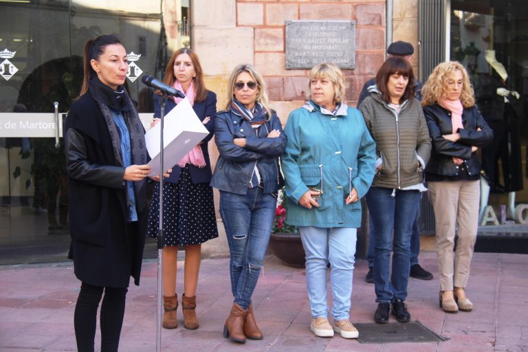 Minut de silenci en solidaritat amb les víctimes i afectats pels aiguats