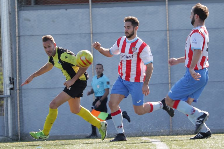 Empat de mèrit del Club de Futbol Martorell per esgarrapar punts al líder imbatut