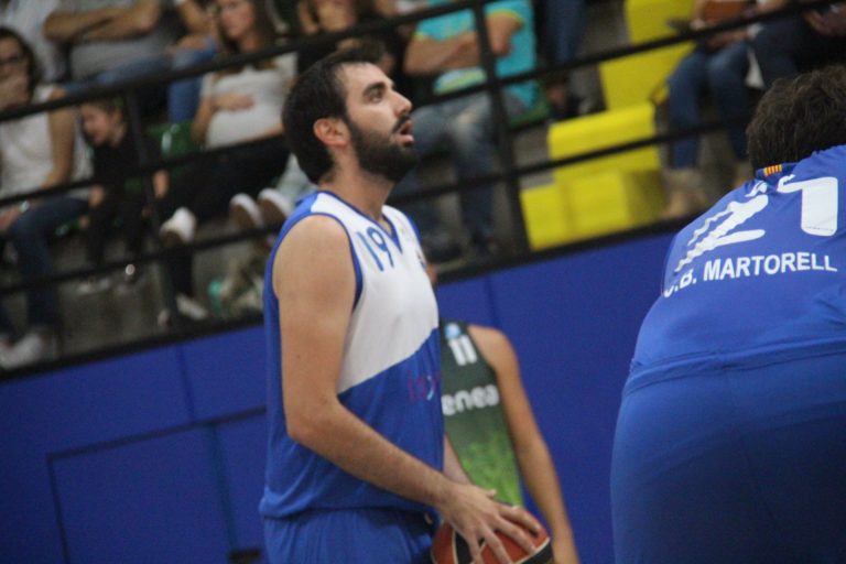 El CB Martorell vol endur-se un derbi que el mantingui lluny dels llocs de perill