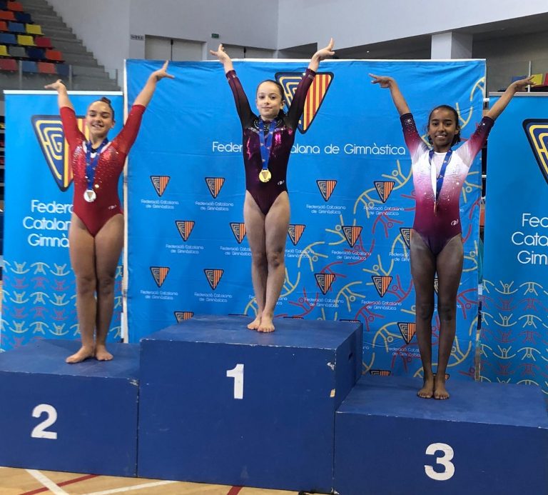 Dos podis per a Ana Martín i Carla Romero en la cloenda del curs de gimnàstica artística