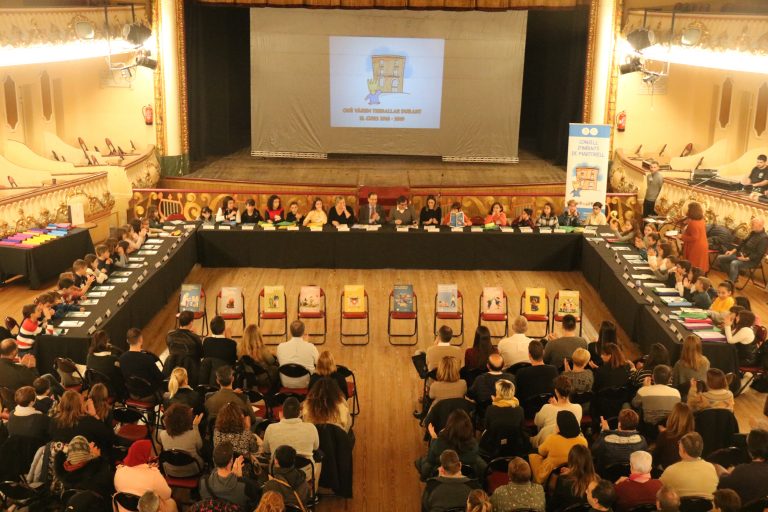El Progrés acull la constitució del nou Consell d’Infants, que s’acomiada dels alumnes de 6è i dona la benvinguda als de 4t