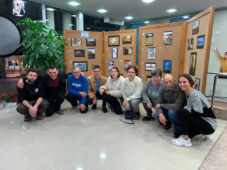 Usuaris de la Llar-Residència Torrent de Llops exposen la seva creativitat fotogràfica a El Círcol