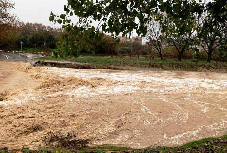 Les pluges deixen sense llum més de 4.000 abonats aquesta passada nit a Martorell