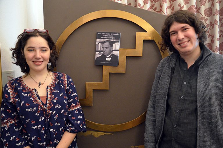 Alba Padrós i Max Pérez presenten un llibre per apropar tothom al pensament filosòfic de Pujols