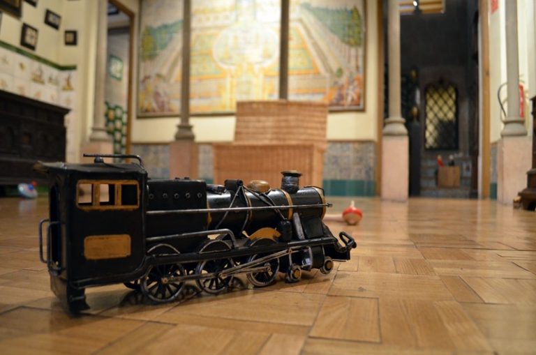 L’Enrajolada inaugura dimecres l’exposició ‘A què jugàvem? Jocs i joguines d’ahir i avui’