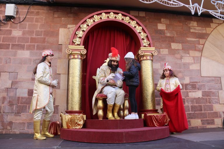 La Vila s’omple de màgia amb l’arribada del Patge Viu Viu, la Fira de Nadal i el Corral Nadalenc
