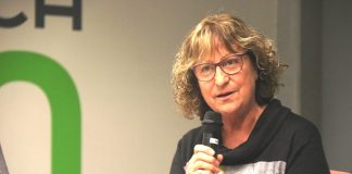 Lluites de poder religiós i personals es combinen a ‘Pedres Blanques’, de Rosa Maria Prat Presentació del llibre 'Pedres Blanques'. Rosa Maria Prat