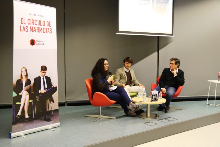 ‘El círculo de las marmotas’, una sàtira sobre els títols superiors i les falses expectatives laborals