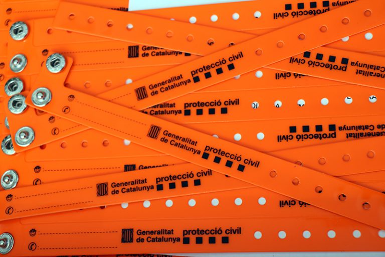 Protecció Civil reparteix més d’un centenar de polseres identificatives al Carnaval Infantil