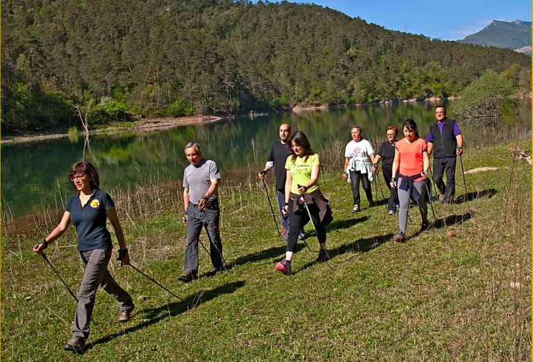 Malalts de fibrosi pulmonar idiopàtica faran marxa nòrdica al Parc Fluvial aquest dimecres