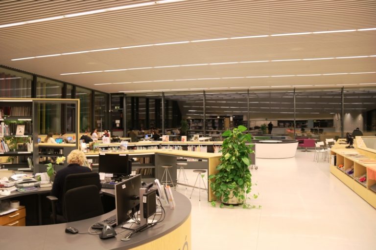 La Biblioteca Martorell amplia serveis i horaris des d’aquest dimecres 1 de juliol