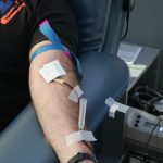 'Els Bombers t'acompanyen a donar sang'