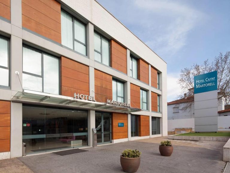 L’Hotel Ciutat Martorell, a punt per funcionar com a hospital de campanya en les properes hores