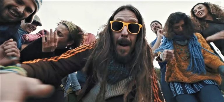 El grup martorellenc Mama Patxanga estrena el videoclip de la cançó ‘1984’