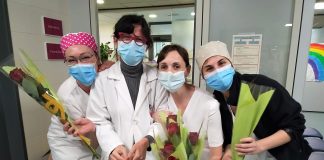 La Diada de Sant Jordi arriba també als hospitals, residències i farmàcies de Martorell
