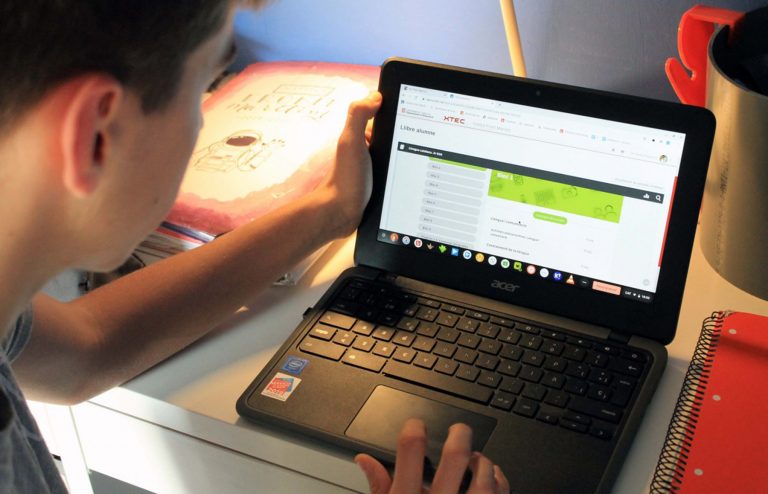 La segona remesa de dispositius amb connectivitat per a escolars, prevista per aquesta setmana