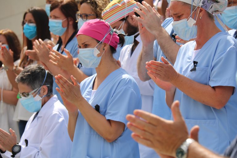 L’Hospital Sant Joan de Déu acomiada el doctor Chalco, víctima del coronavirus