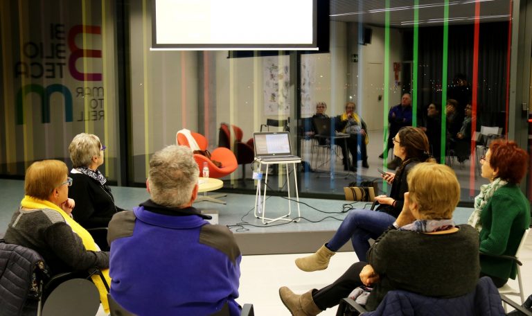 Literatura a la ràdio, clubs de lectura i exposicions, propostes de setembre de la Biblioteca