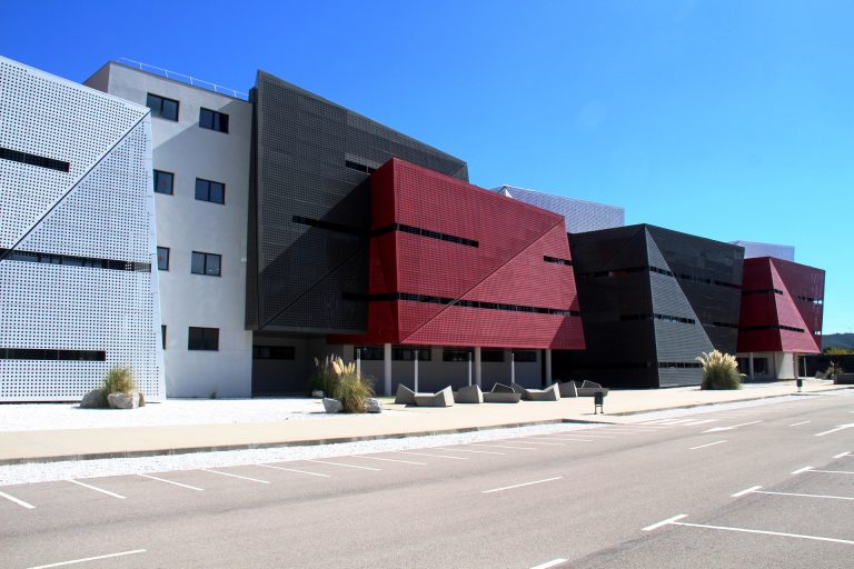 La Generalitat obre una consulta amb el sector de l’automoció per definir la licitació del CFPA de Martorell