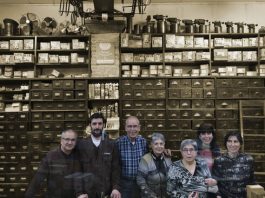 La història i l’emprenedoria femenina de la ferreteria Bacarisas, fetes reportatge al diari ‘Ara’