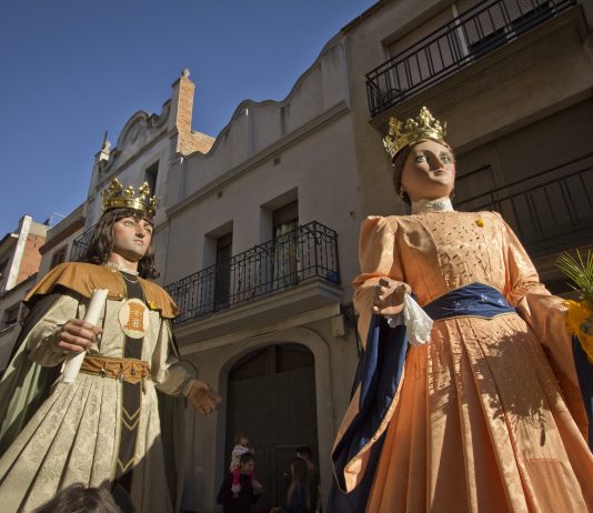 Els gegants històrics Ferran i Isabel celebren dissabte el seu 80è aniversari