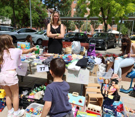 El 18è Mercat d’Intercanvi i Segona Mà de diumenge torna a fer el ple, amb 175 parades a Les Bòbiles