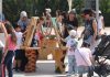 Nova tarda de jocs en família, aquest divendres al pati del Lola Anglada
