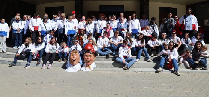 1f35e5d2-88b3-459f-a87c-4cd7bb4bcdd5