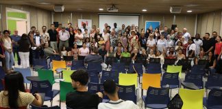 Màxim històric d’alumnes de català al SLC, que superen els 900 en el comiat del curs