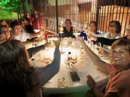 L’Espai Bombolles s’estrena a les Caves Puig Munts maridant caves de Vilarnau i gastronomia local