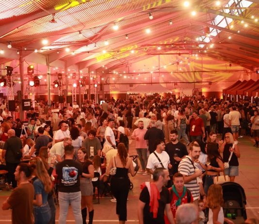 El 15è Vimart manté el poder de convocatòria amb una gran afluència a Ca n’Oliveres