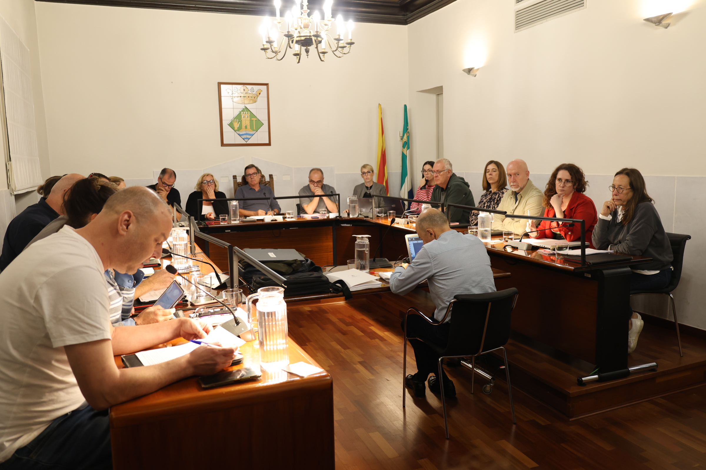 Ple Municipal. Octubre de 2026