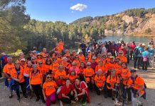 Un total de 53 persones grans caminen per Vilobí del Penedès a l’estrena el Cicle de Passejades